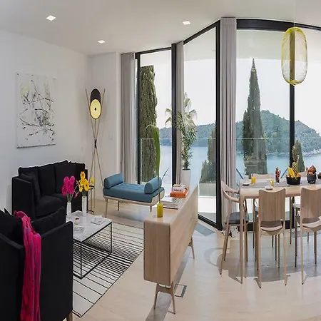 Casa Bianca 아파트